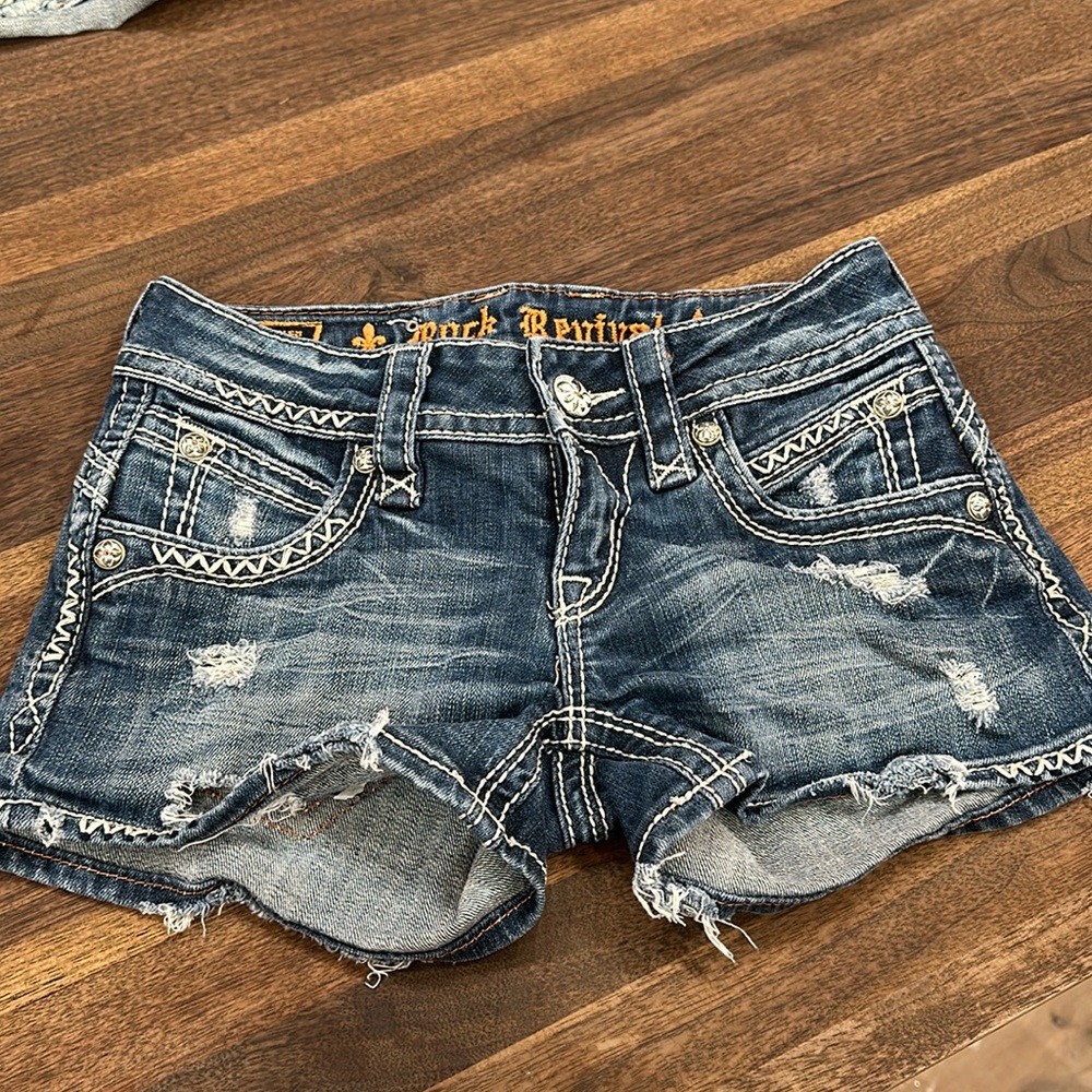 Women’s Rock Revival denim shorts, size 25